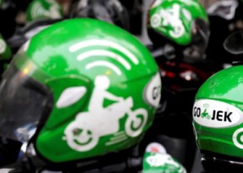 Indonesian Grab, Gojek drivers threaten nationwide protests over merger talks